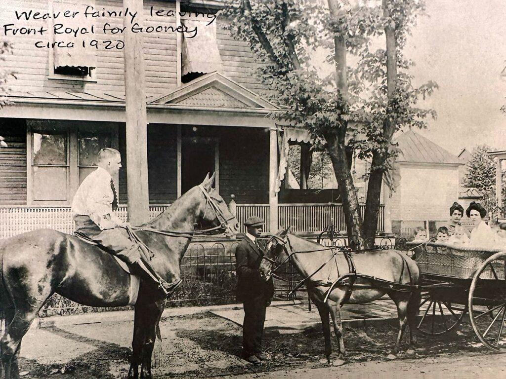 Weaver family leaving Front Royal